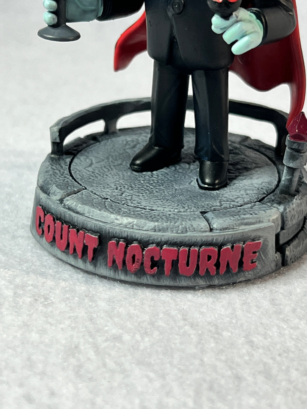 🦇 Count Nocturne – Halloween Vampire Bobblehead | Frozen Nebula 3D Collectible