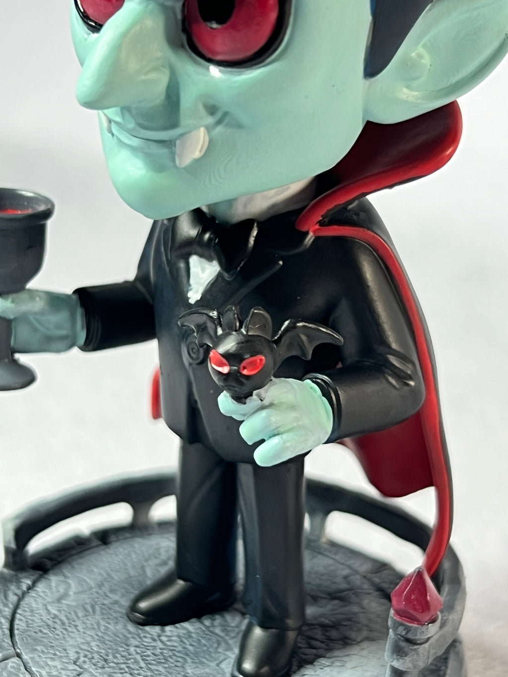 🦇 Count Nocturne – Halloween Vampire Bobblehead | Frozen Nebula 3D Collectible