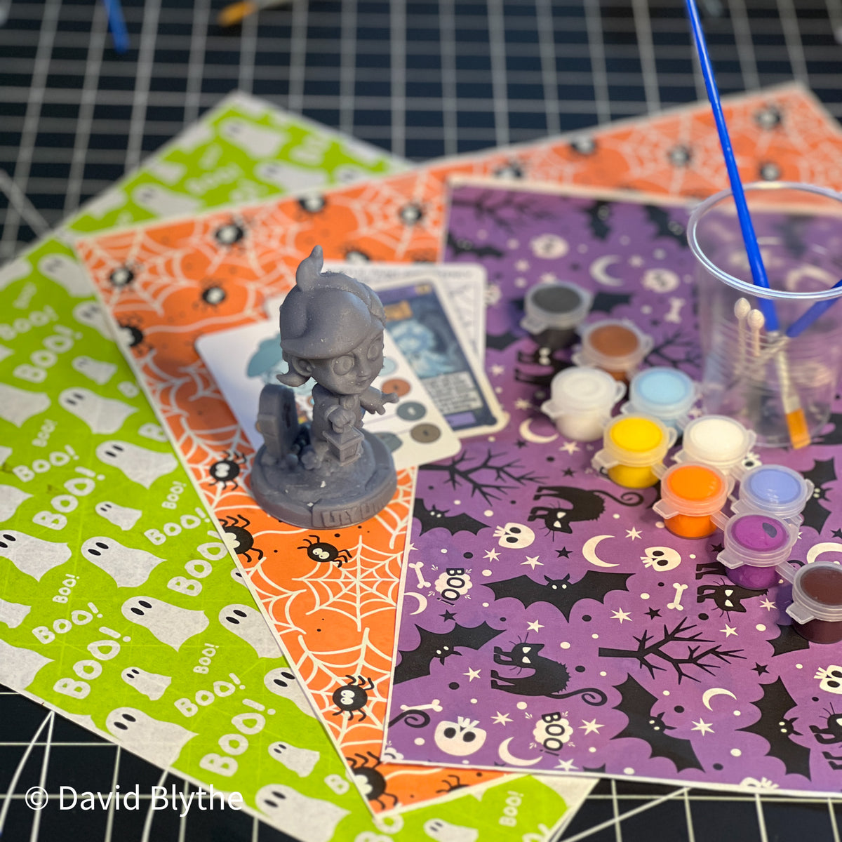 Paint your own Ghost | Halloween party activity