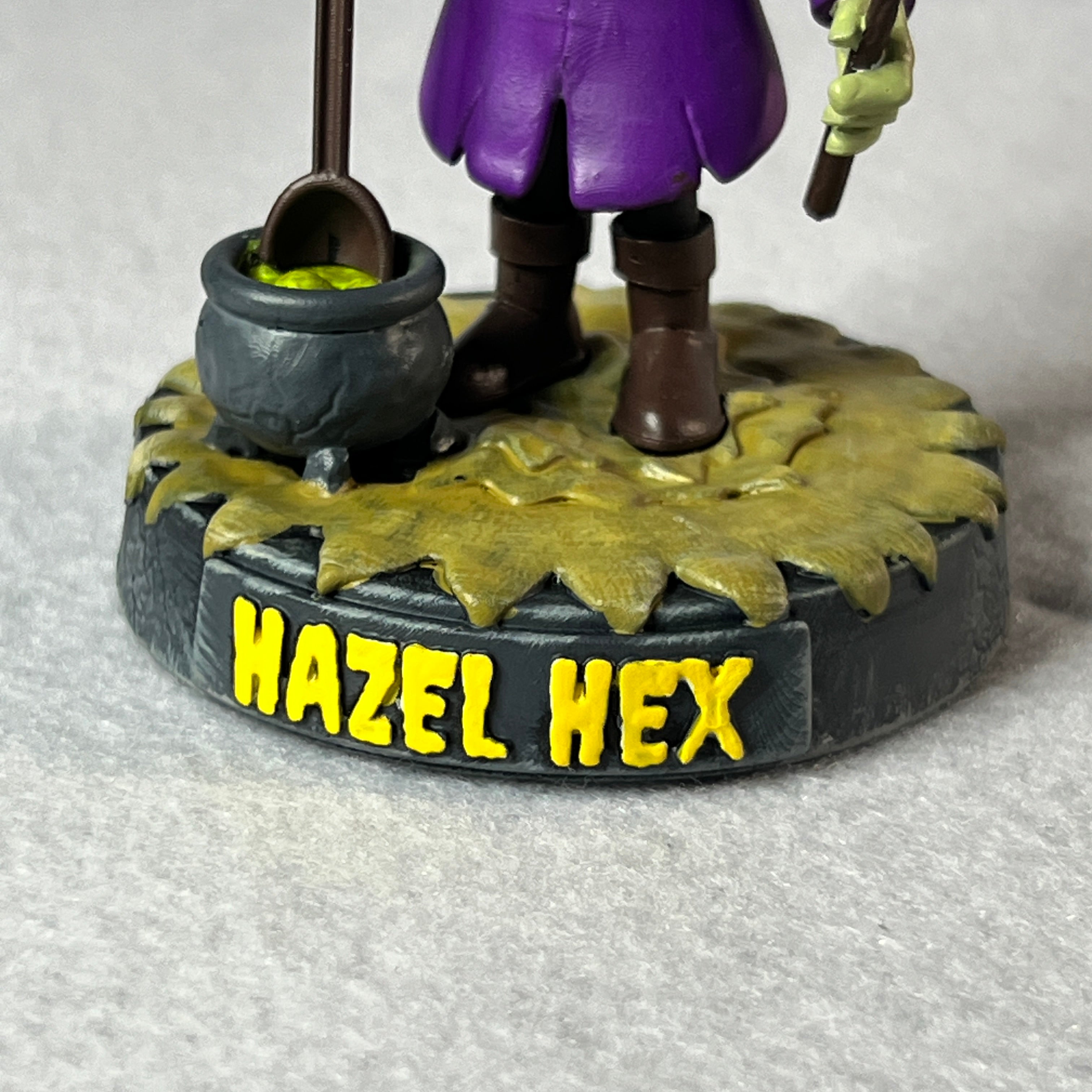 🧹 Hazel Hex – Halloween Witch Bobblehead | Frozen Nebula 3D Collectible