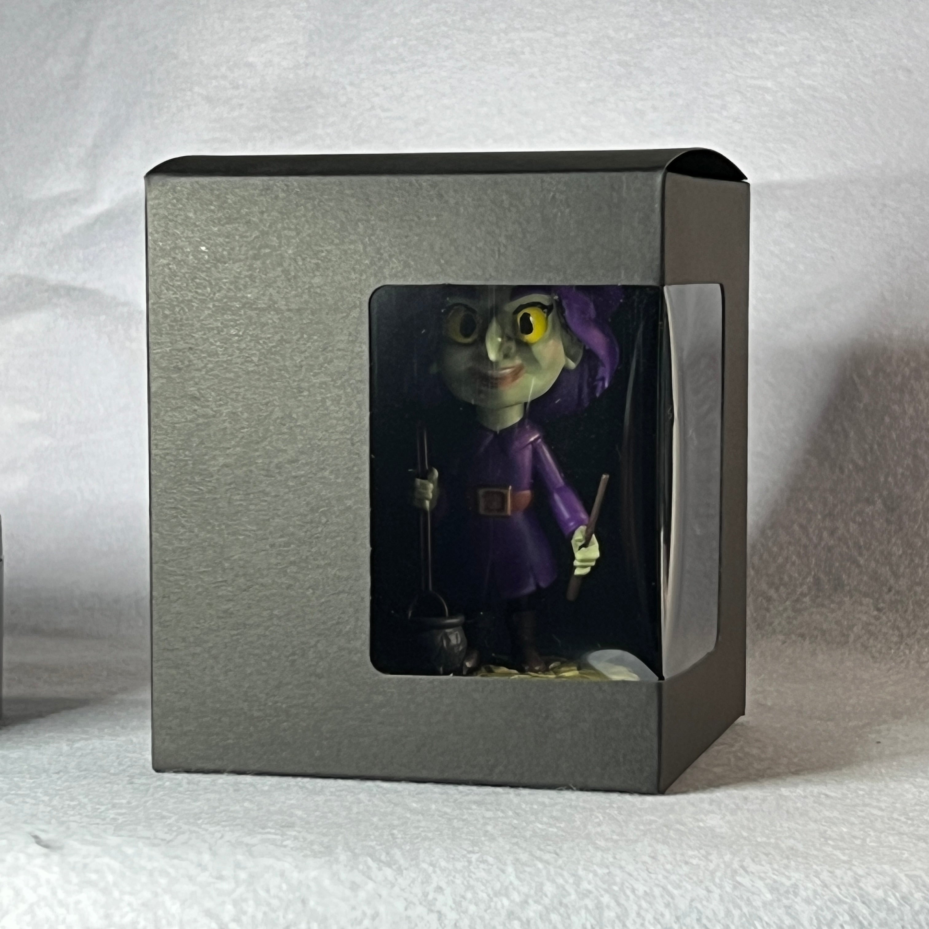 🧹 Hazel Hex – Halloween Witch Bobblehead | Frozen Nebula 3D Collectible