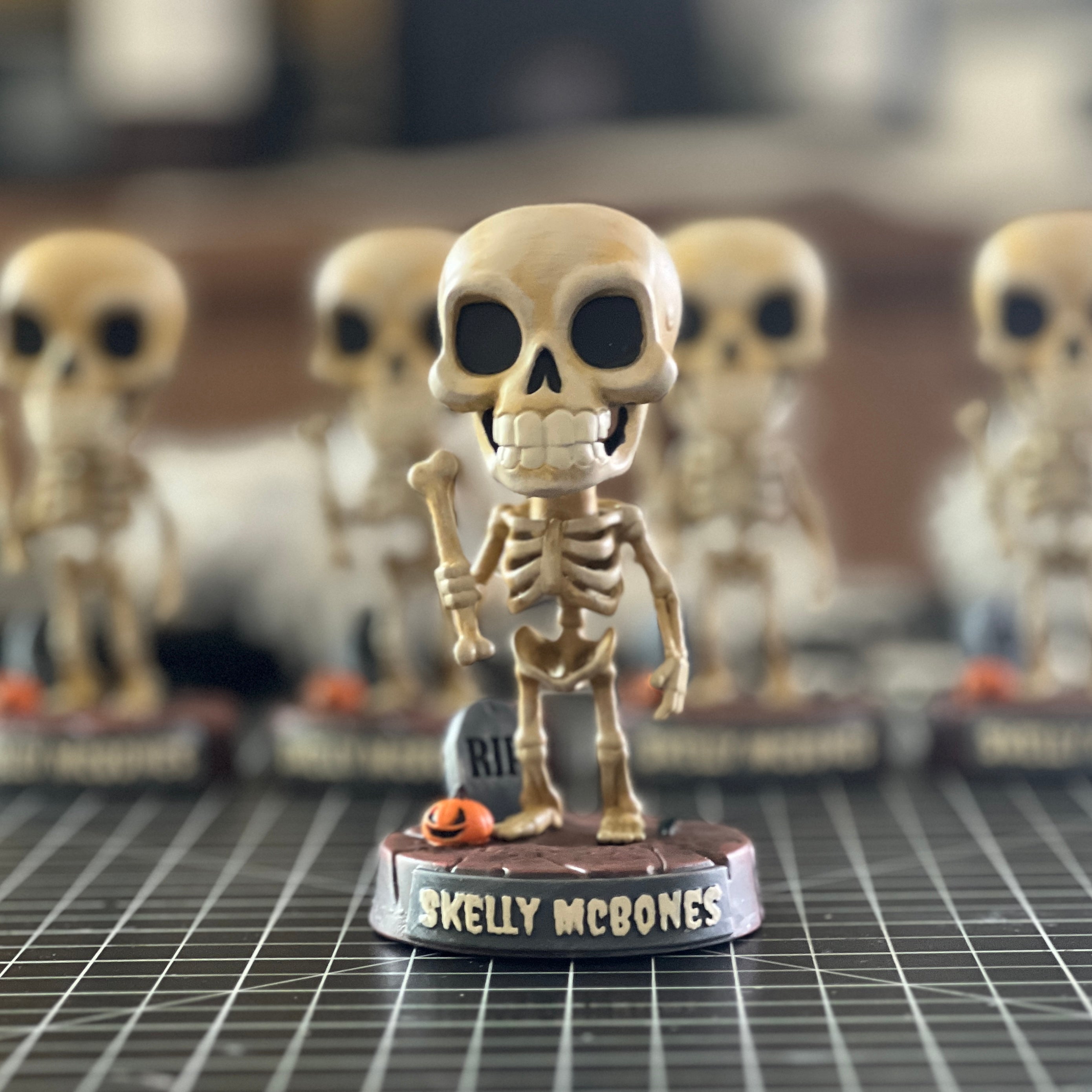 💀 Skelly McBones – Skeleton Halloween Bobblehead | Frozen Nebula 3D Collectible