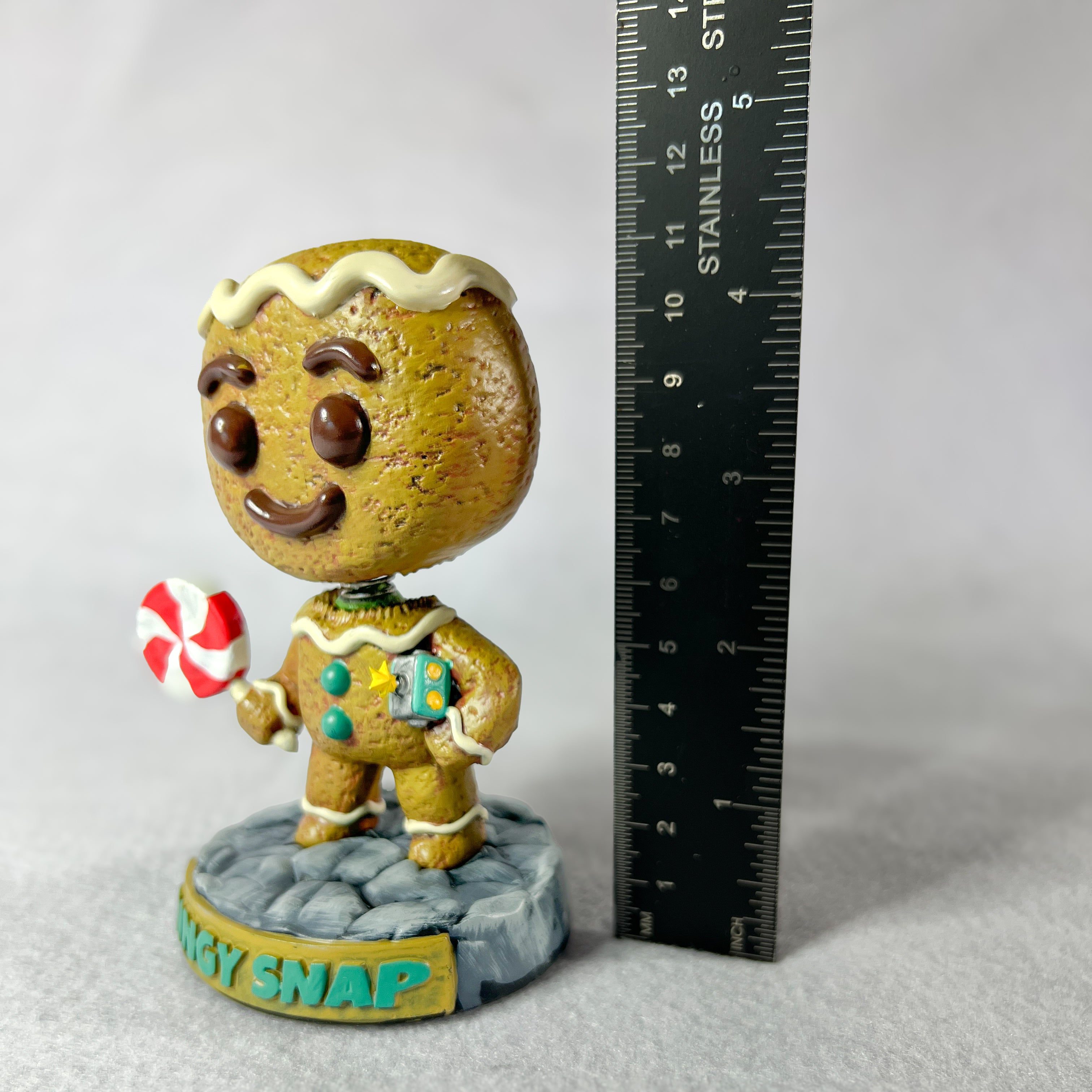 🍪 Gingy Snap – Bobblehead