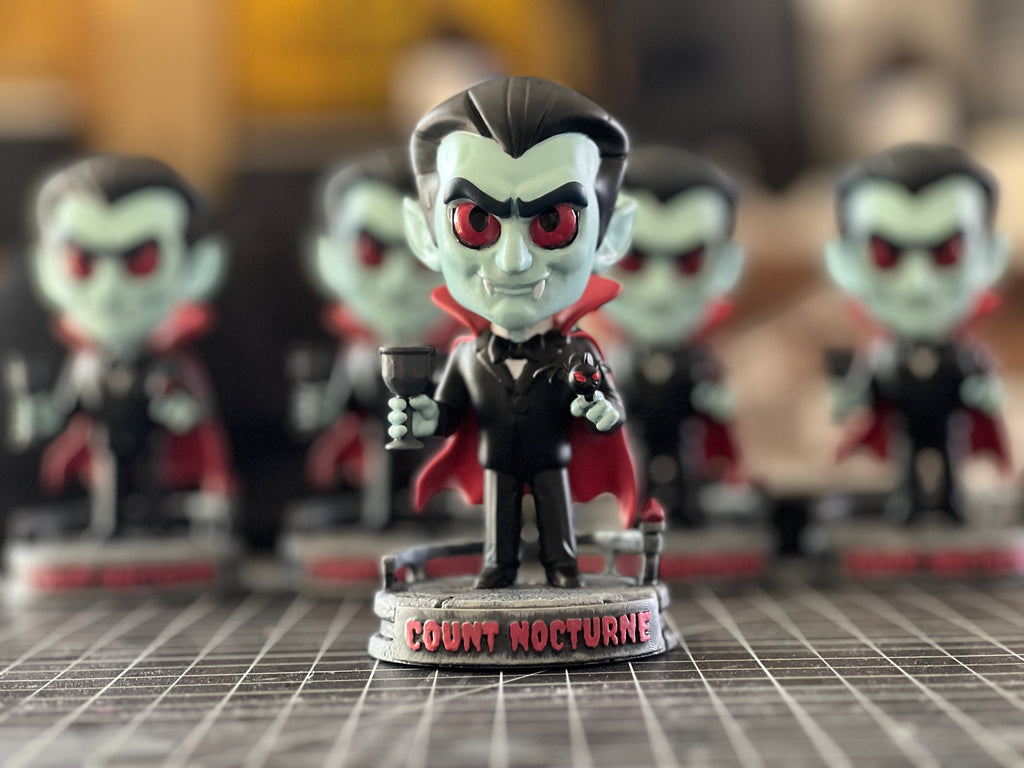 🦇 Count Nocturne – Halloween Vampire Bobblehead | Frozen Nebula 3D Collectible